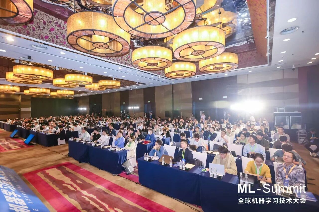 ML-Summit2025|从游戏AI到工程机械,具身智能的实践与应用 ML-Summit2025|从游戏AI到工程机械,具身智能的实践与应用