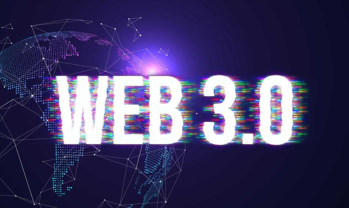 这张图片展示了“WEB 3.0”三维立体文字，背景为深色，配有数字化地球和连接线条，体现了全球网络和下一代互联网的概念。