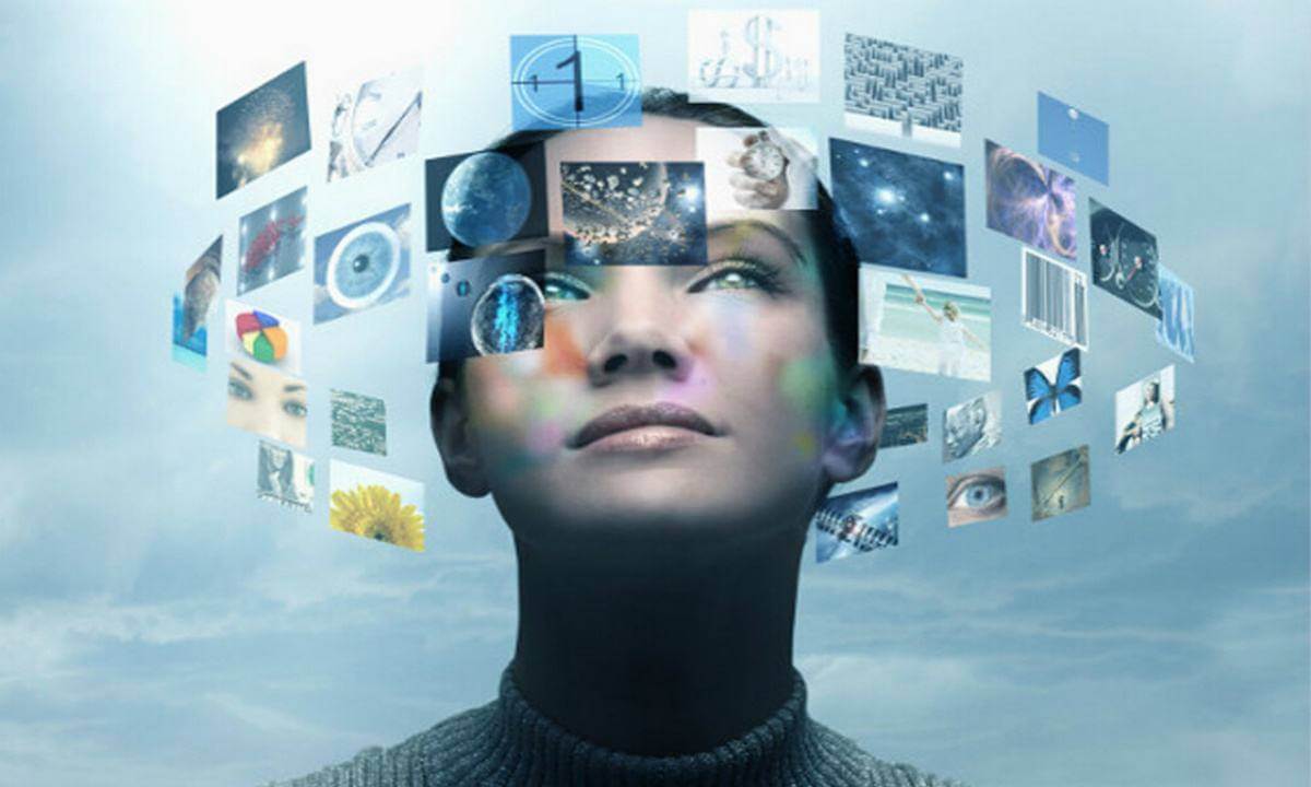 图片展示一位女性头部周围环绕着多个漂浮的图像，象征着思考、创意或数字信息流。